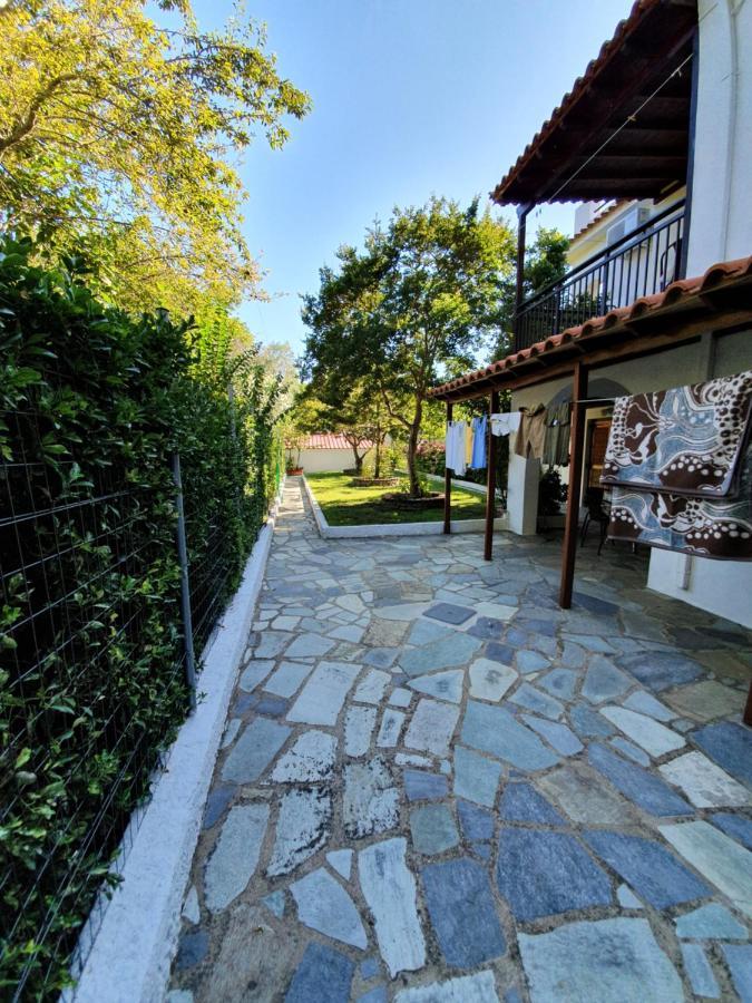 Dionisos Studios And Apts Skiathos Koukounaries ภายนอก รูปภาพ